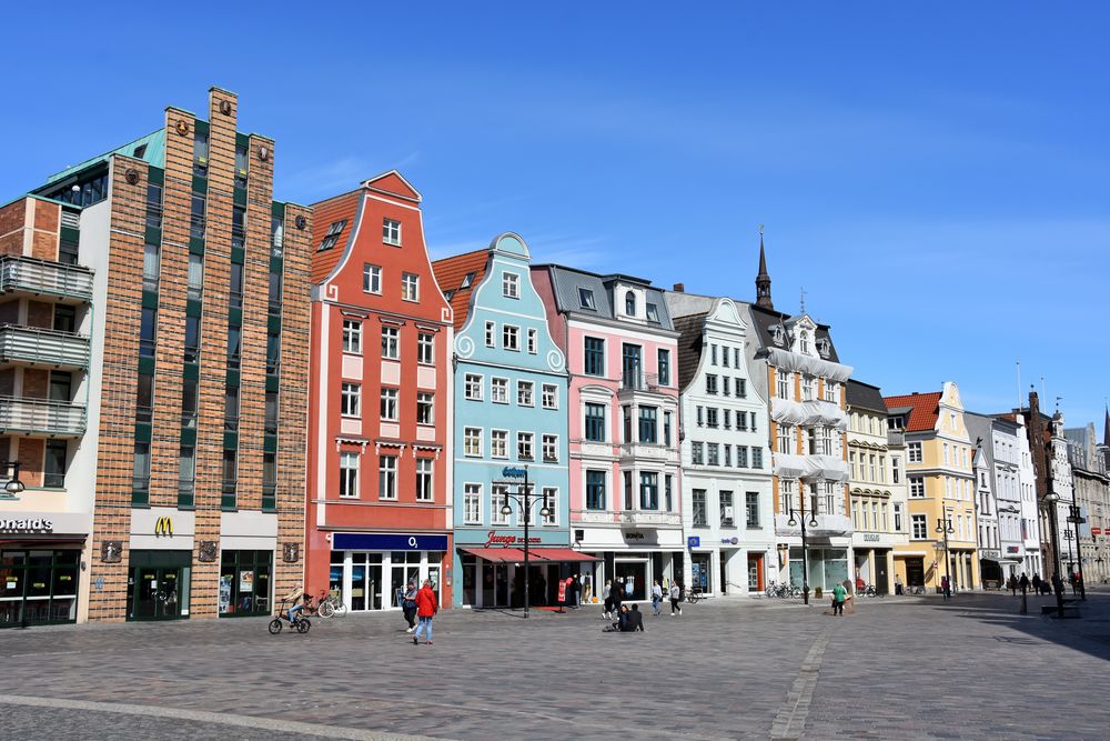 Am Universitätsplatz in Rostock