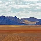 Am Vormittag auf dem Wüstenplateau bei Tafraout Hassi Fougani