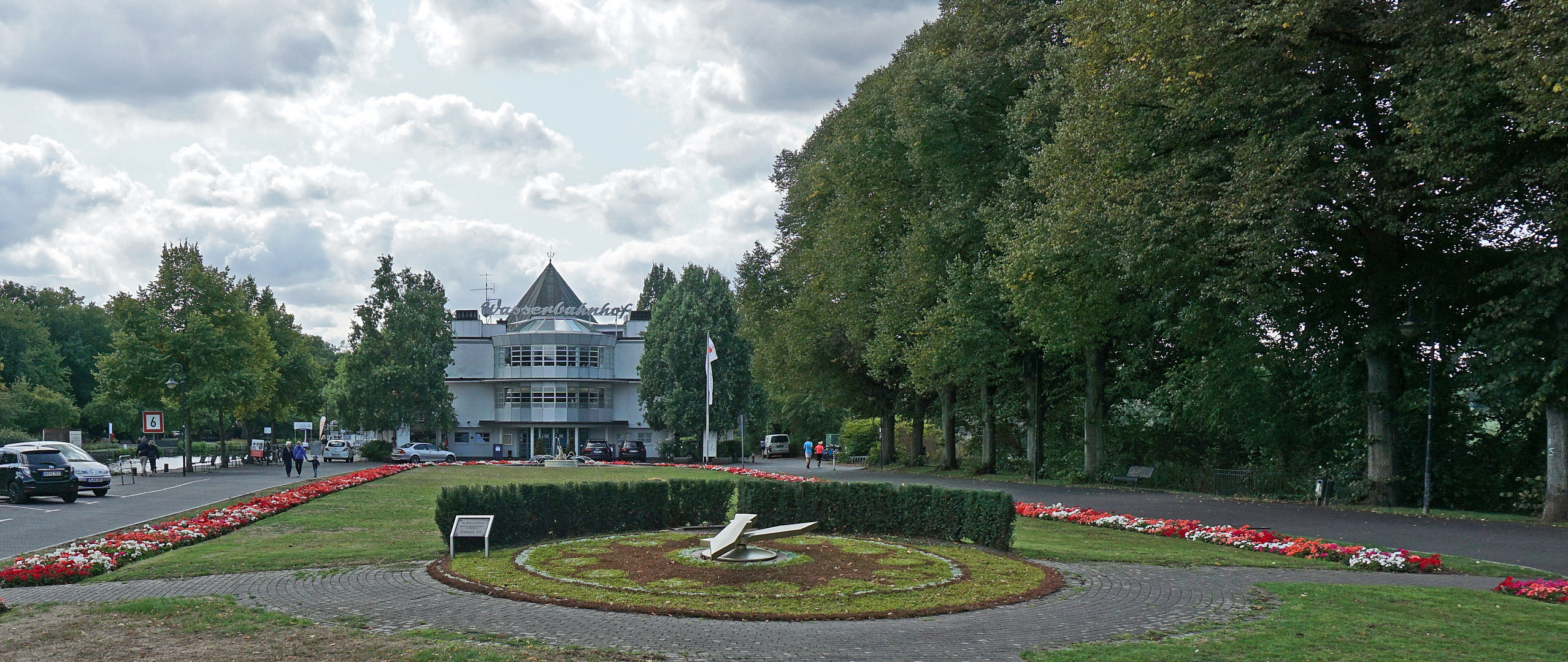 Am Wasserbahnhof Mülheim (1)