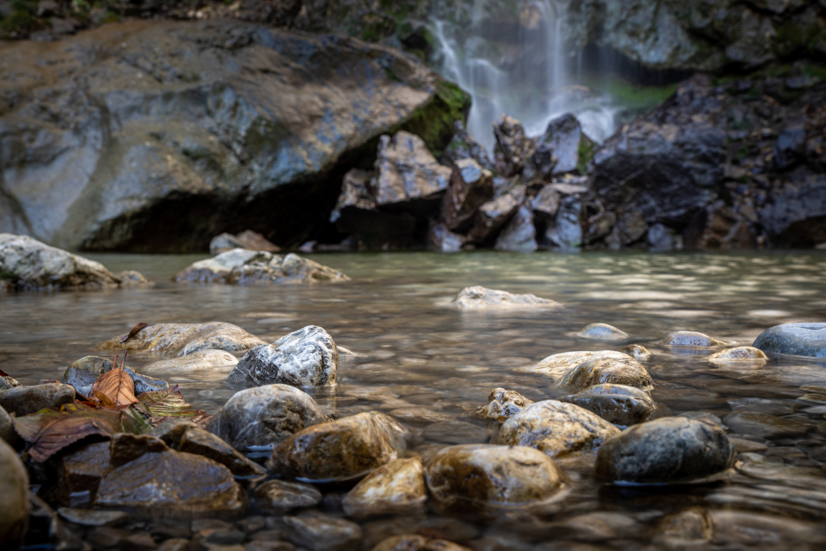 Am Wasserfall 2