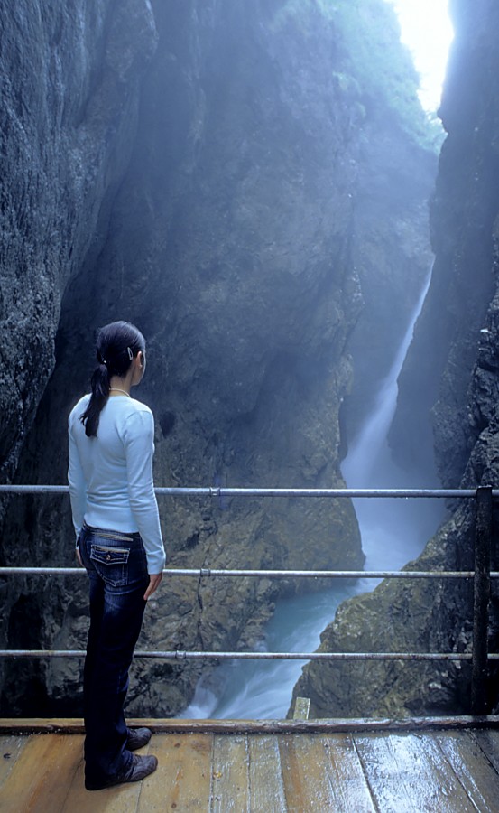 Am Wasserfall der Leutaschklamm