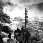 am Wasserfall (Rheinfall)