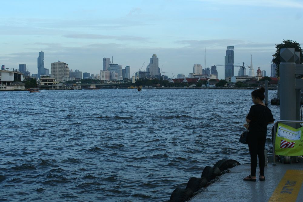 Am Wat Arun Pier