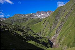 am Weg zur Neuen Reichenbergerhütte kommen wir zur Großbachalm