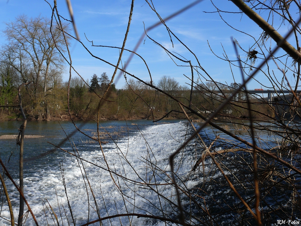 am Wehr an der Lahn