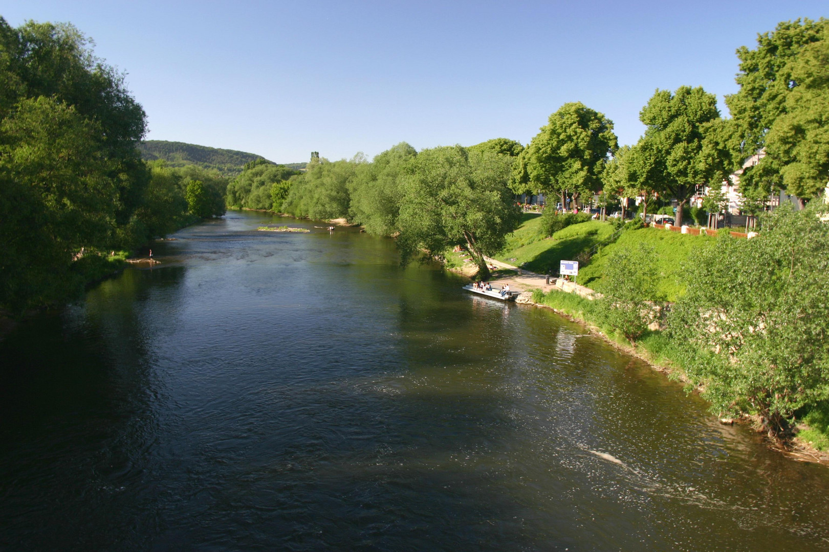 Am Wenigenjenaer Ufer (die Saale)