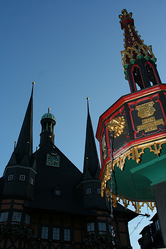 Am wernigeröder Rathausbrunnen