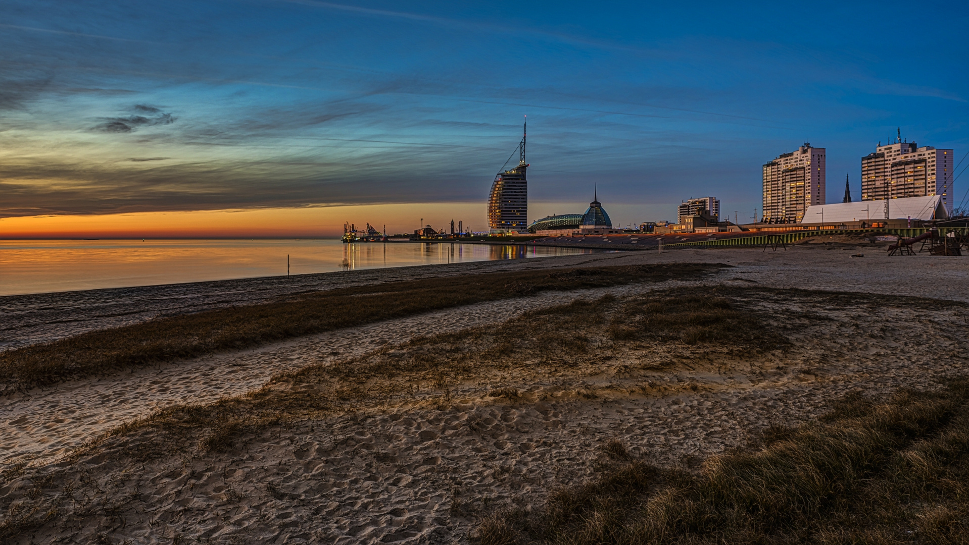 Am Weserstrand in Bremerhaven