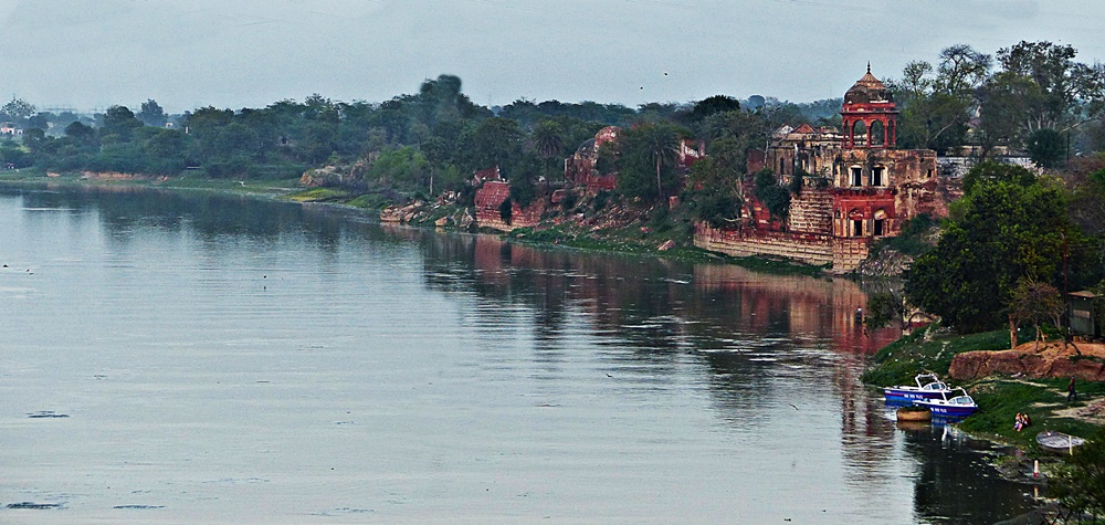 Am Yamuna Fluß !