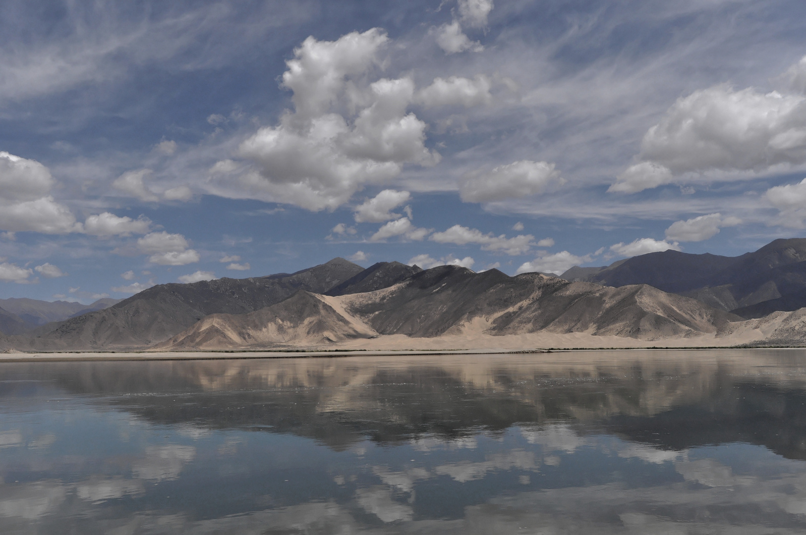 am Yarlung Tsangpo