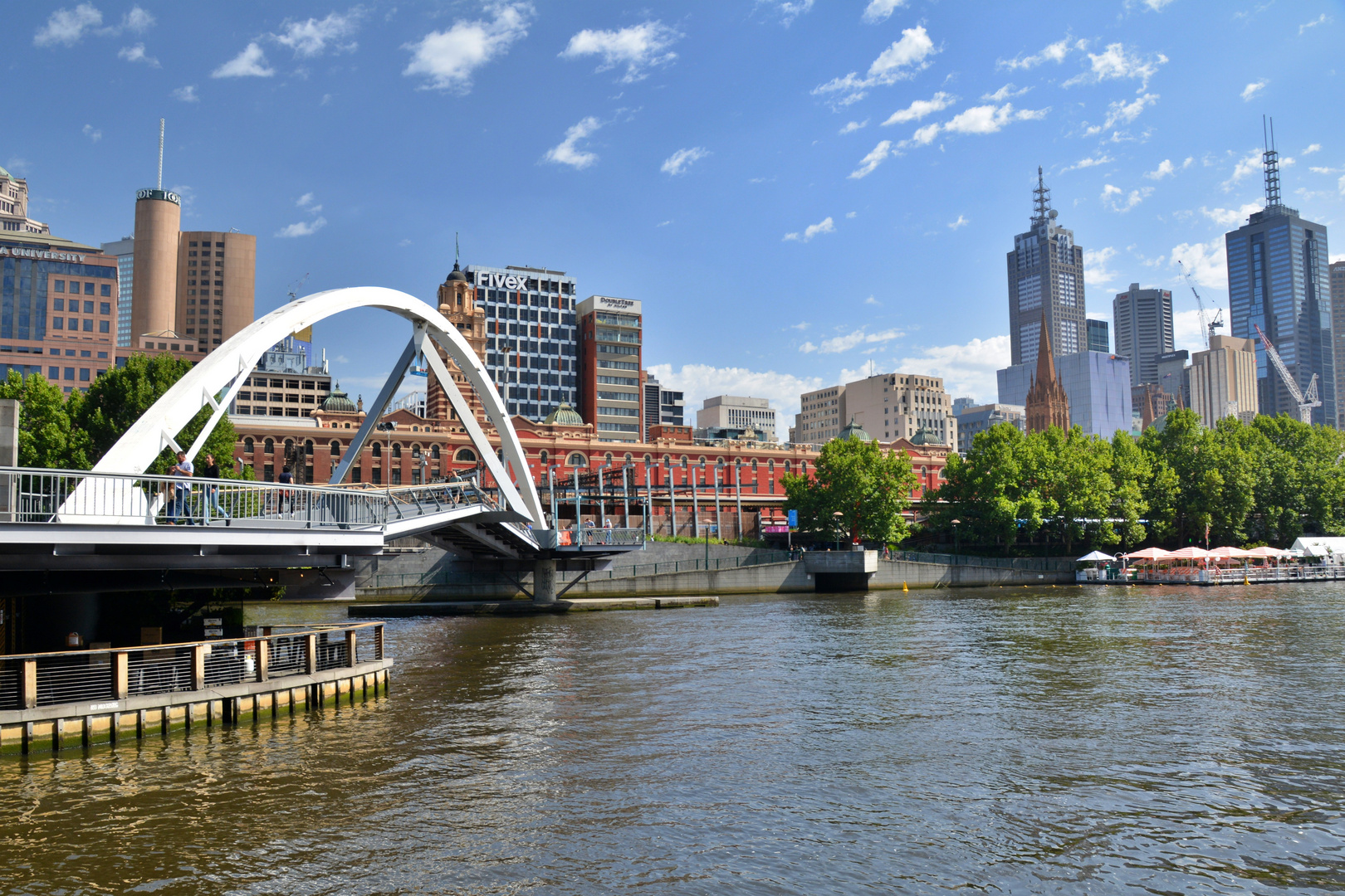 Am Yarra River