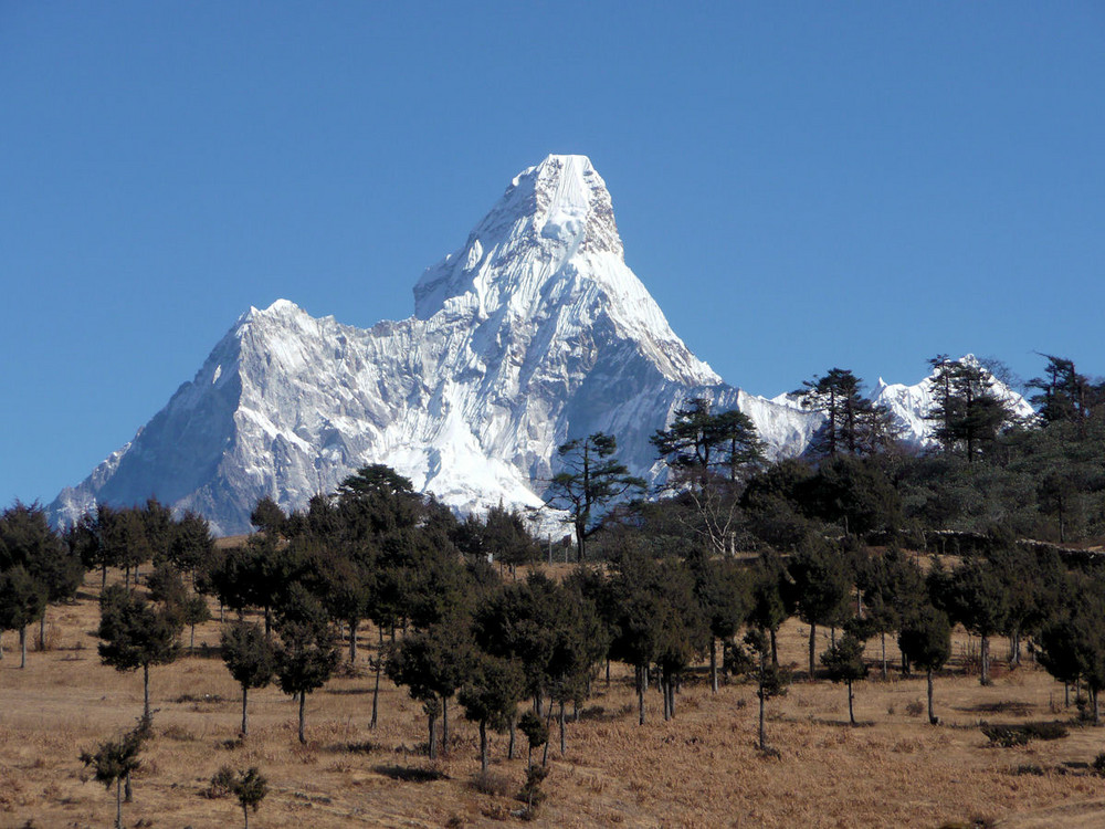 Ama Dablam (2)