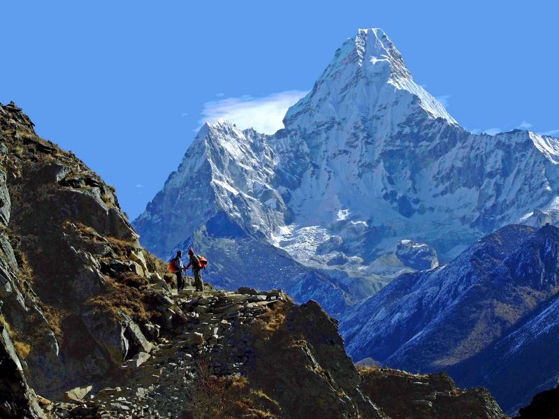 Ama Dablam 2