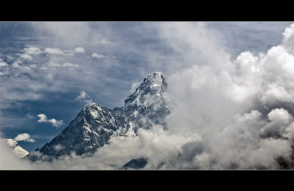 [ama dablam, 6856 m]