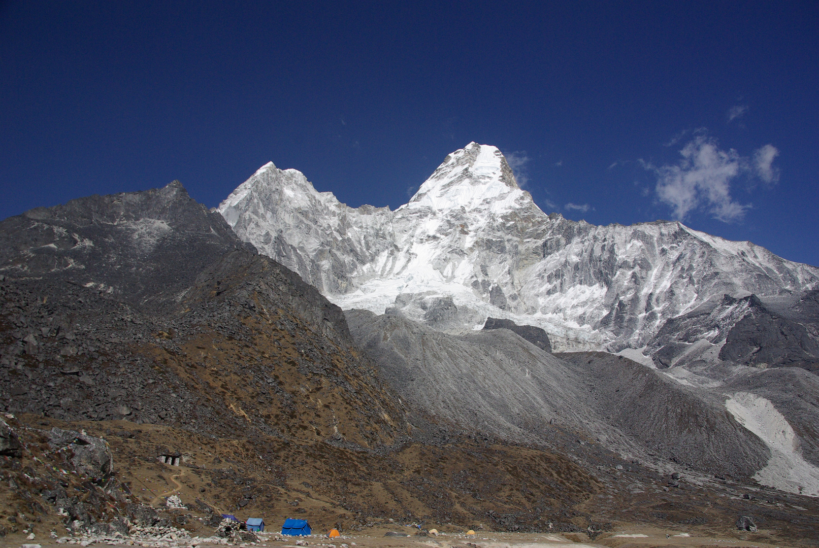 Ama Dablam Basislager