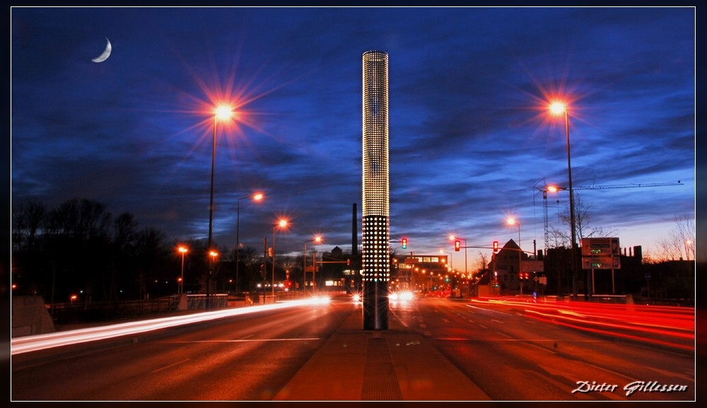 Amagasaki-Allee bei Nacht