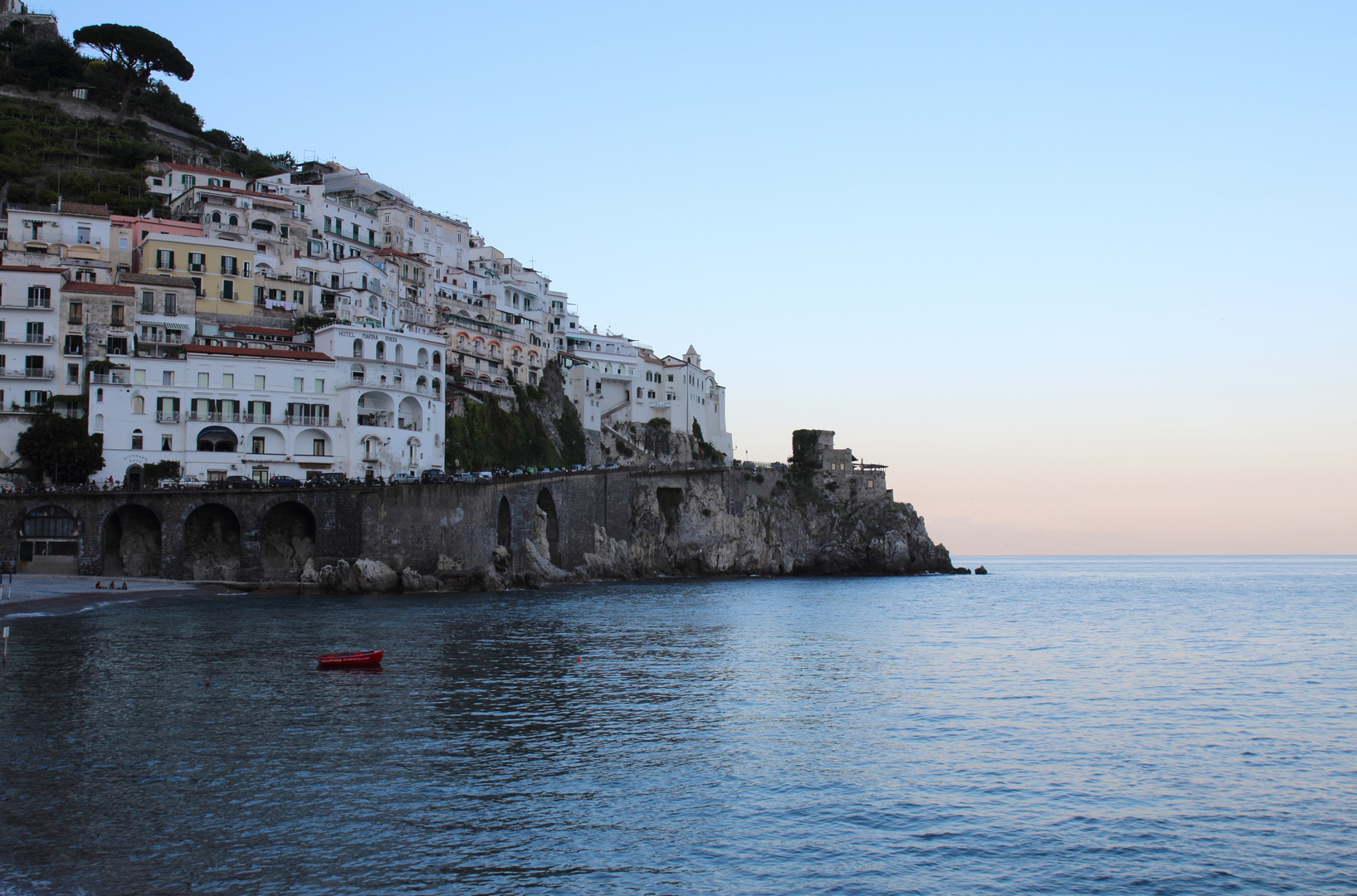 Amalfi am Abend