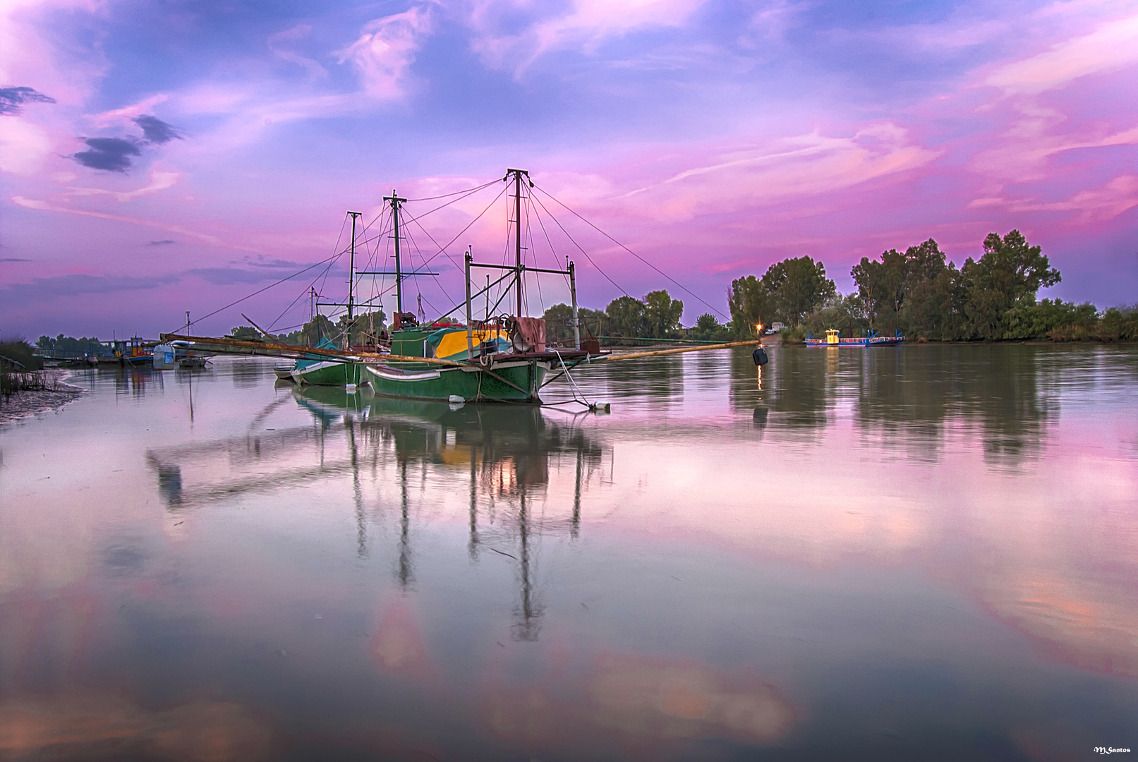 Amanece sobre el Guadalquivir