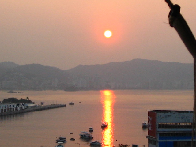 AMANECER EN ACAPULCO