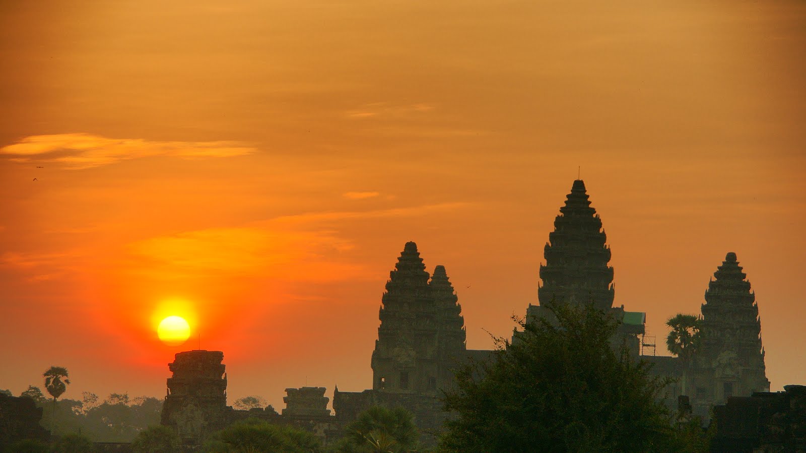 Amanecer en Angkor Wat.