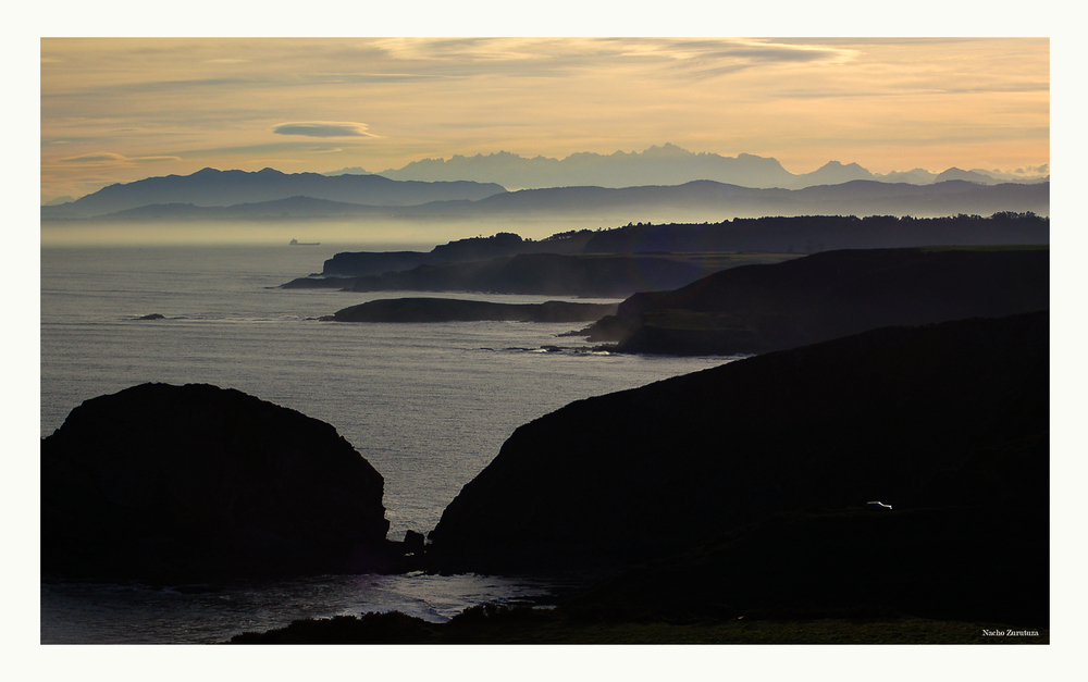 Amanecer en Cabo Peñas