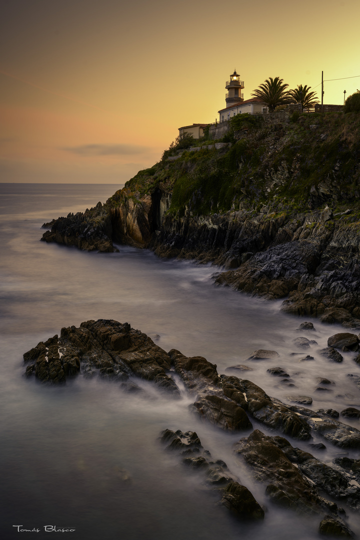 Amanecer en Cudillero