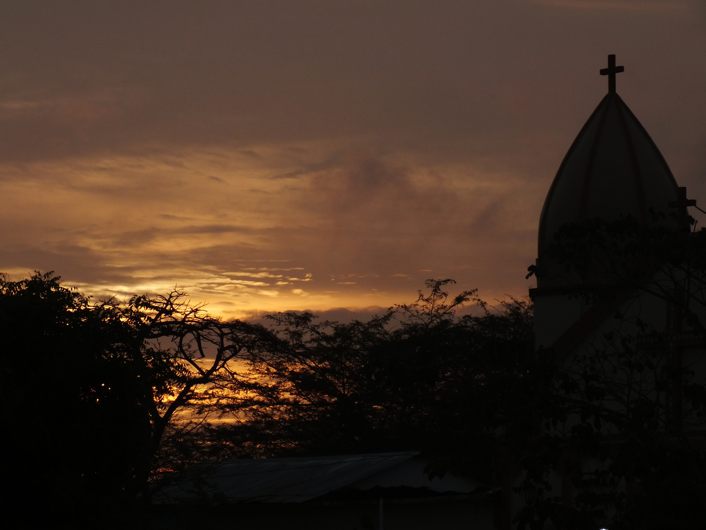 amanecer en el caserio EL DESECHO DE URICHE, Edo. Lara , Venezuela