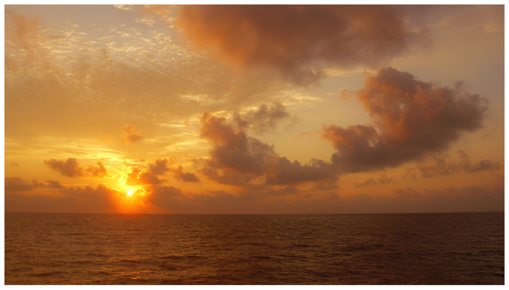 Amanecer en el Golfo