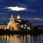 Amanecer en la aldea de "El Rocio"