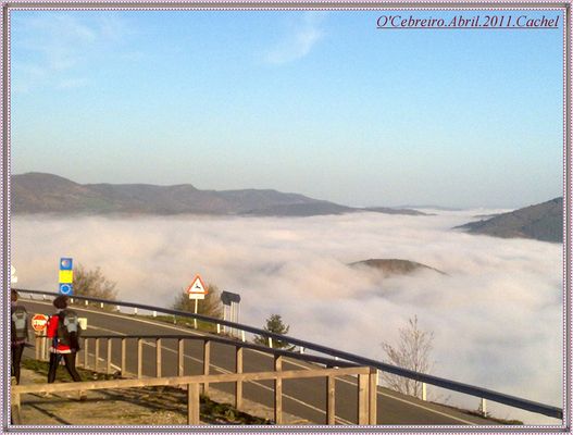 Amanecer en O'Cebreiro