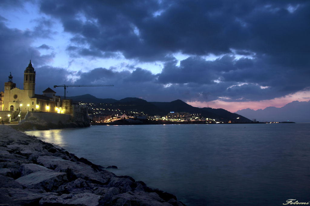 "AMANECER EN SITGES"