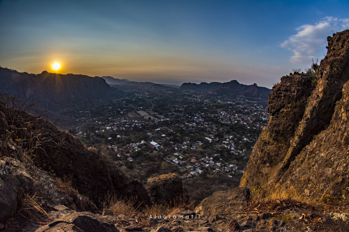 Amanecer en Tepoztlan, Morelos.