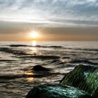 AMANECER ENTRE LAS ROCAS