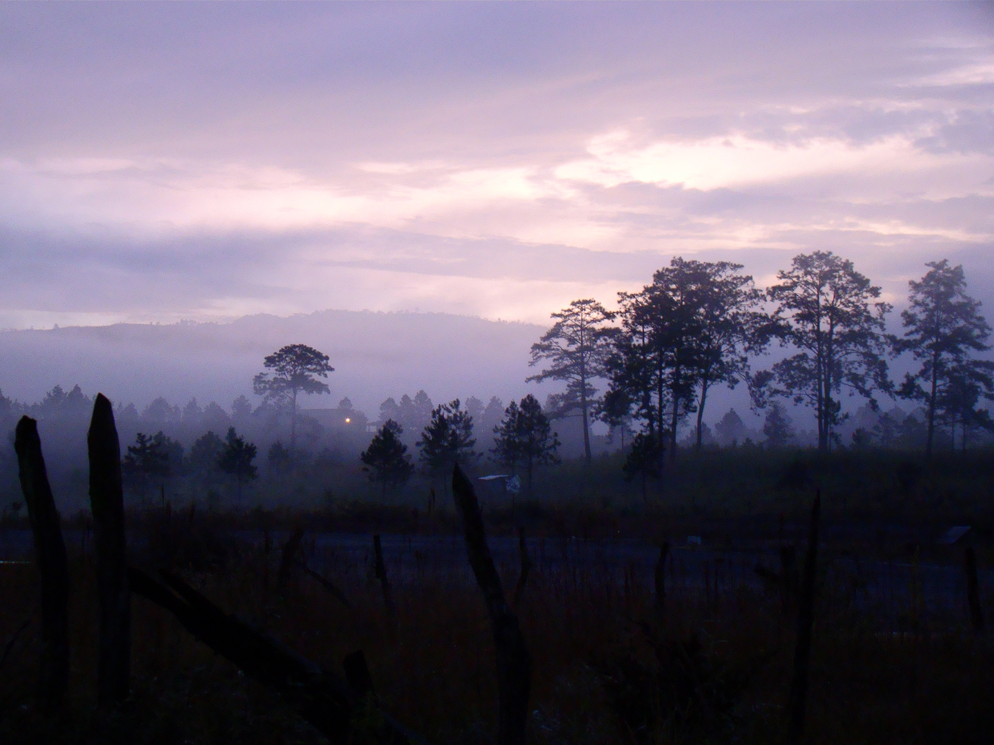 Amanecer púrpura en Siguatepeque