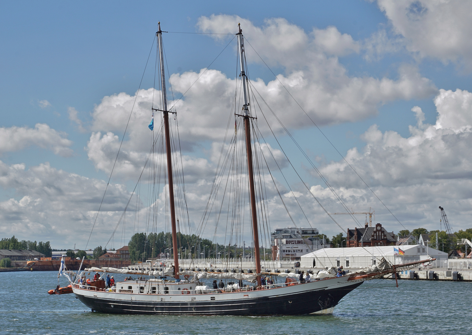 Amazone auf dem Neuen Strom