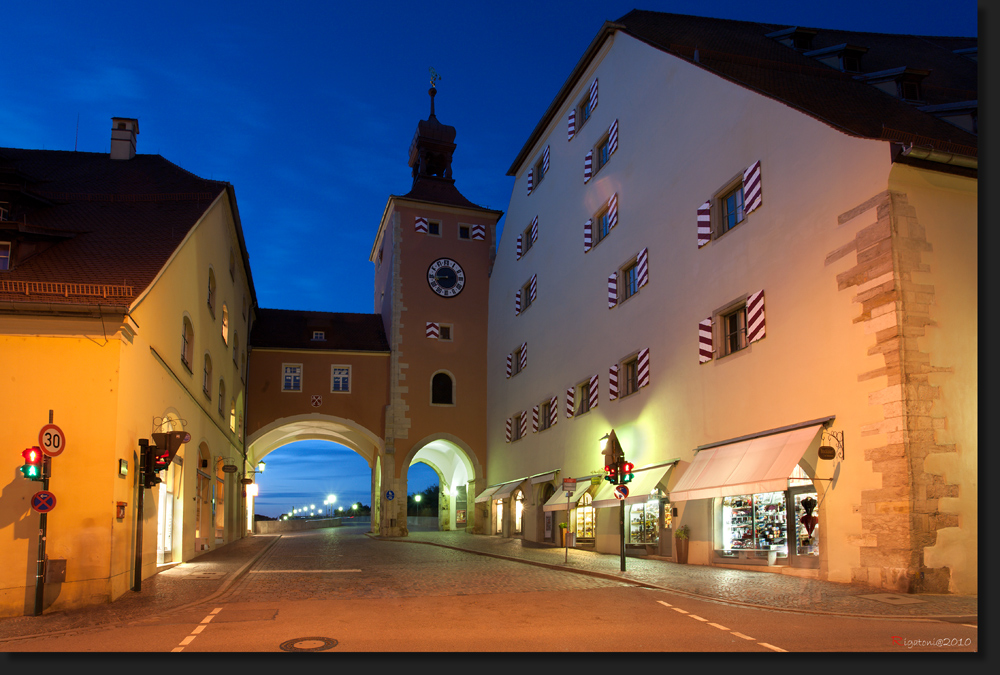  Amberger Stadl; Brücktorturm und Salzstadl in Regensburg