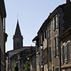 Ambiance matinale dans une rue de Lectoure  --  Morgenstimmung in einer Strasse von Lectoure 