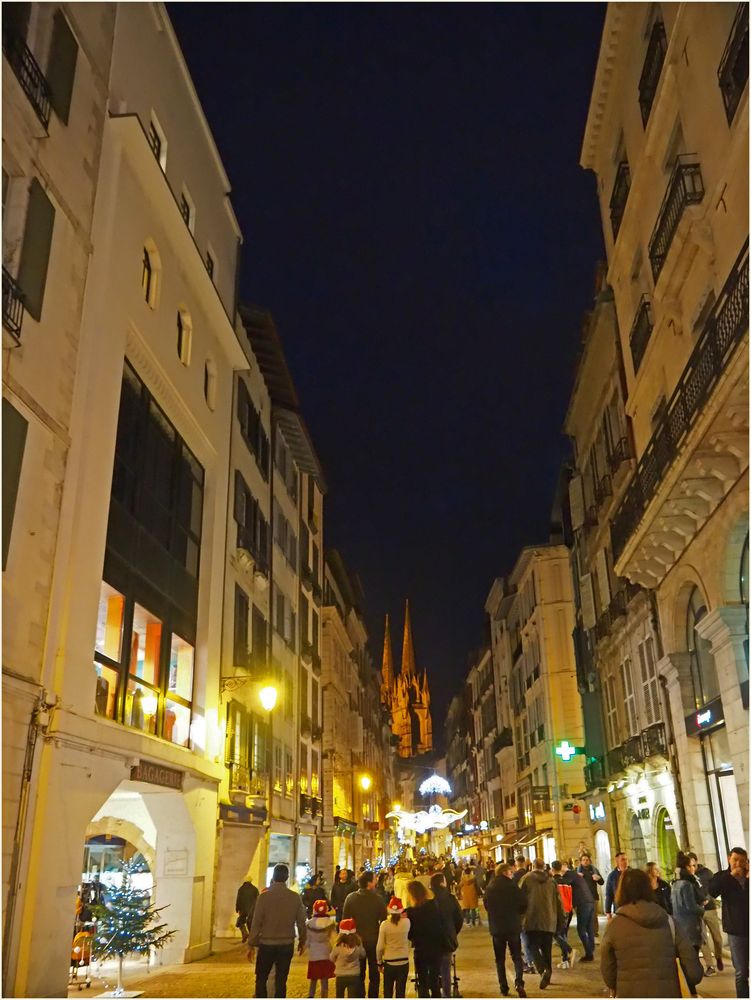 Ambiance nocturne à Bayonne