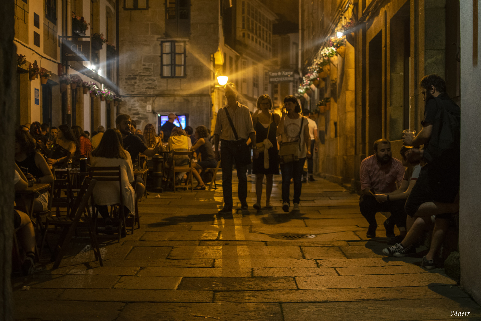 Ambiente compostelano en la noche de San Juan