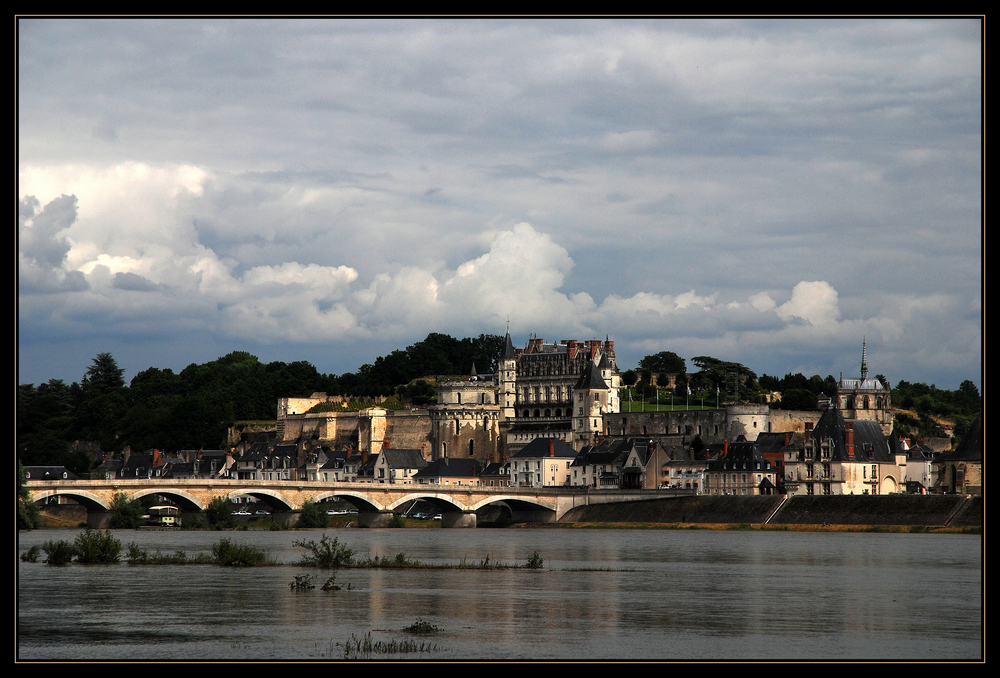 Amboise am Abend