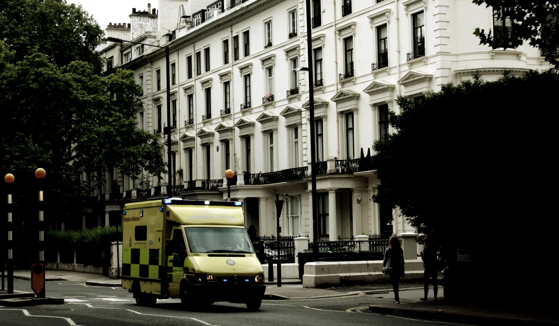 ...ambulance in paddington...