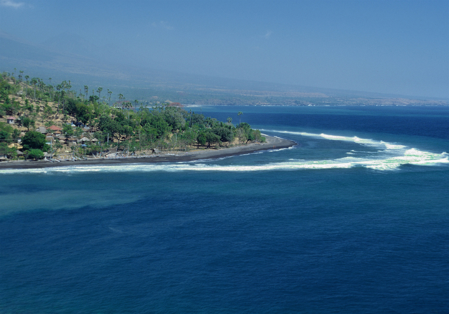 Amed Beach 02