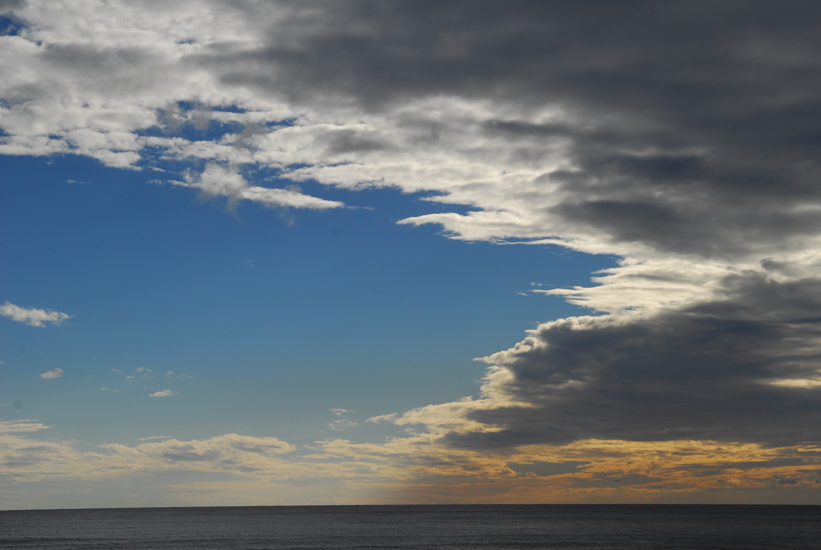 Amenaza De Tormenta Imagen Foto Costa De Salou Tarragona - 