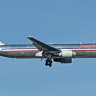American Airline Boeing 767-323
