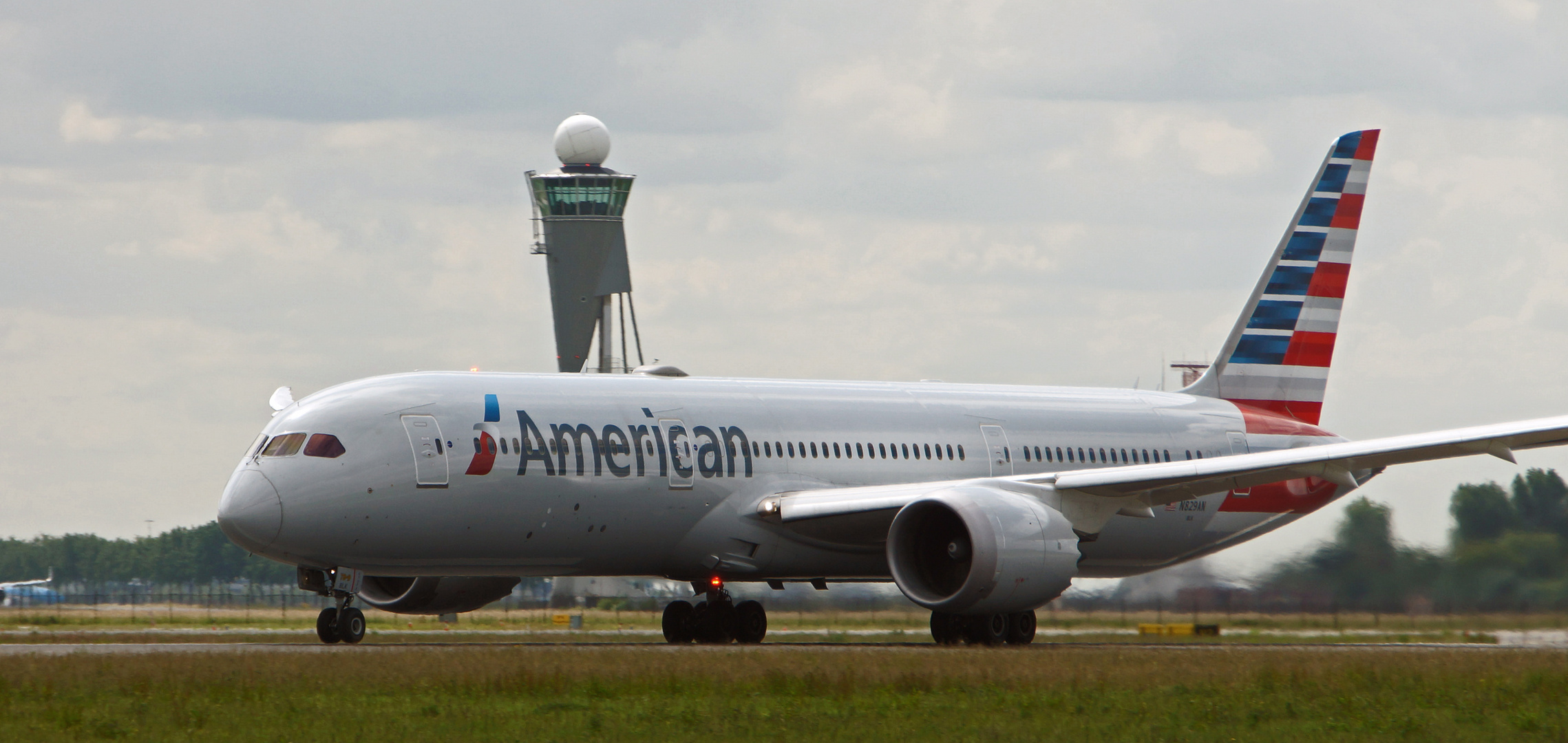 AMERICAN AIRLINES