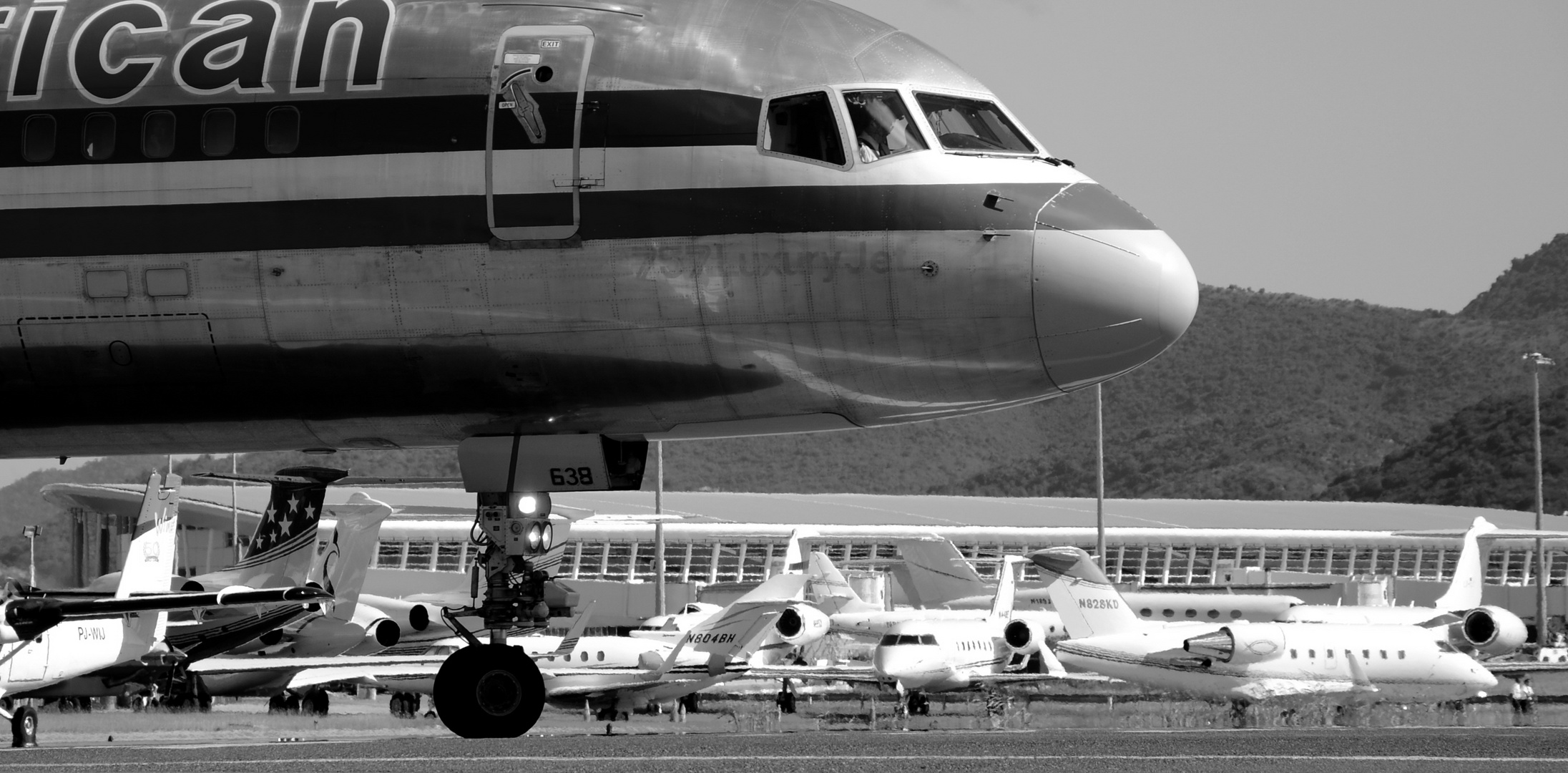 American AIrlines at SXM