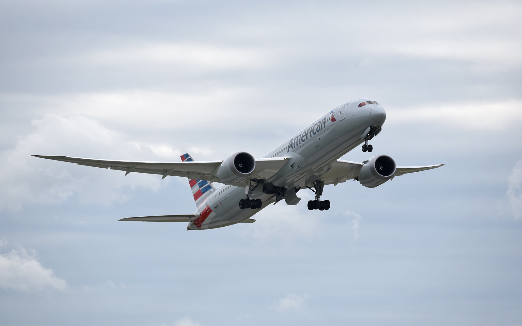 American Airlines Boeing 787-9 Dreamliner N820AL 