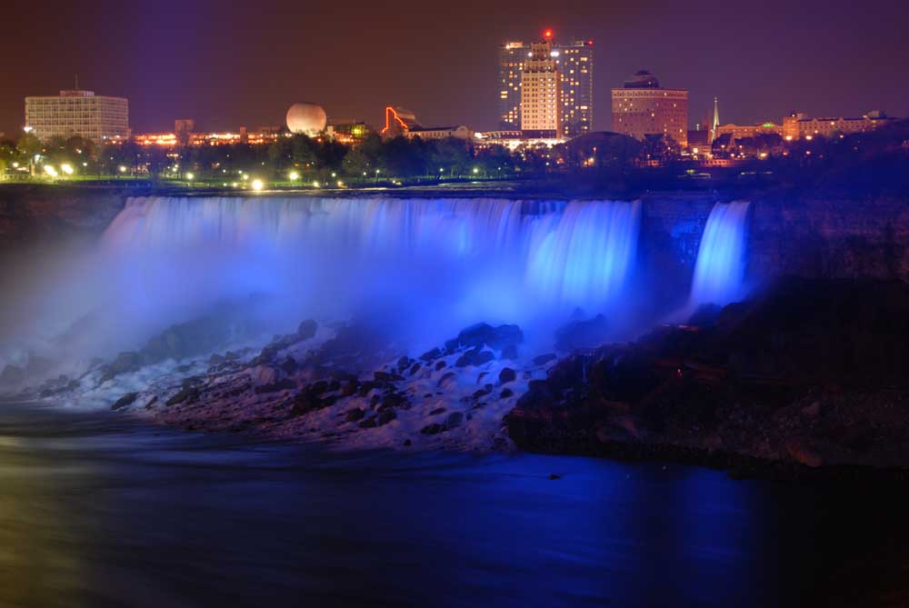 American Falls bei Nacht