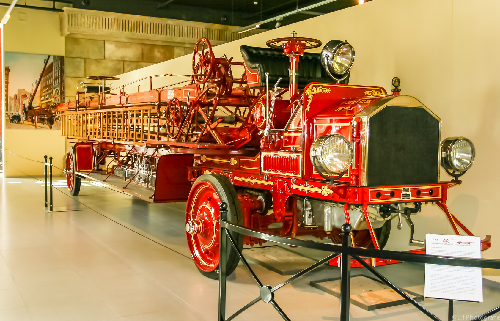 American Lafrance Hook and Ladder Aerial Type 31-6