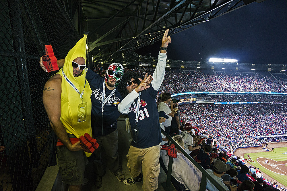 Americana: Baseball Fans